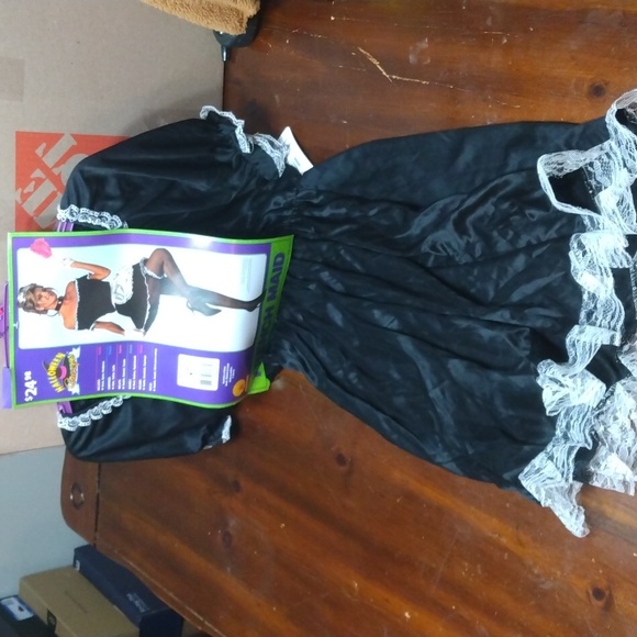 French Maid Women's Costume - Picture 3 of 4